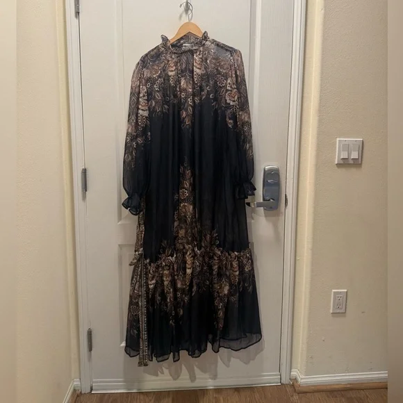 Nancy Yang Navy Floral Print Sheer Maxi Dress Ruffle Neck Size L NWT - Picture 5 of 8